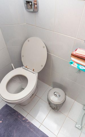 Casa para alugar com 168m², 3 quartos e 2 vagasBanheiro da Suíte