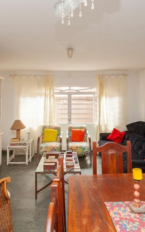Casa para alugar com 168m², 3 quartos e 2 vagasSala