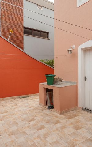 Casa para alugar com 168m², 3 quartos e 2 vagasQuintal