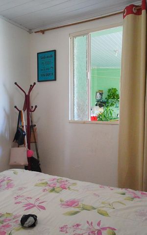 Casa à venda com 100m², 3 quartos e 2 vagasQuarto 2