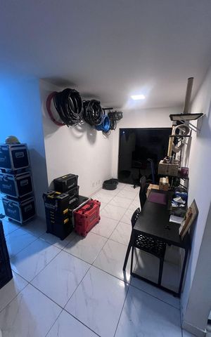 Apartamento para alugar com 60m², 2 quartos e 1 vaga Apartamento para alugar com 60m², 2 quartos e 1 vagaSala