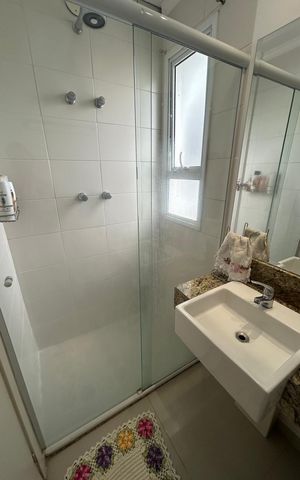 Apartamento à venda com 70m², 2 quartos e 2 vagas Apartamento à venda com 70m², 2 quartos e 2 vagasBanheiro
