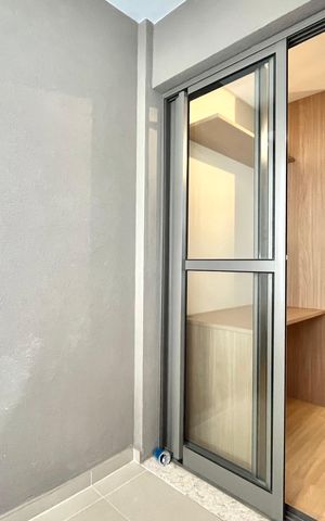 Studio para alugar com 25m², 1 quarto e sem vaga Studio para alugar com 25m², 1 quarto e sem vagaVaranda