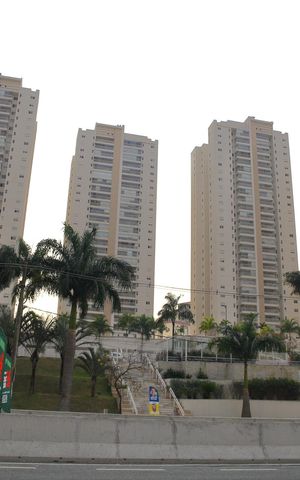 Apartamento à venda com 123m², 3 quartos e 2 vagasFachada 