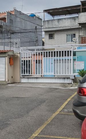 Apartamento à venda com 55m², 2 quartos e 1 vaga Apartamento à venda com 55m², 2 quartos e 1 vagaÁrea comum - Portão da garagem
