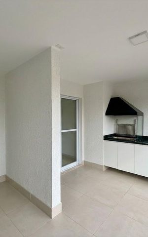 Apartamento à venda com 68m², 2 quartos e 1 vaga Apartamento à venda com 68m², 2 quartos e 1 vagaVaranda
