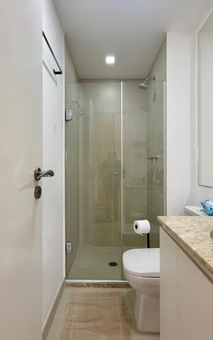 Apartamento à venda com 68m², 2 quartos e 1 vaga Apartamento à venda com 68m², 2 quartos e 1 vagaBanheiro Social