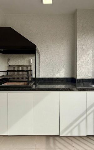 Apartamento à venda com 68m², 2 quartos e 1 vaga Apartamento à venda com 68m², 2 quartos e 1 vagaVaranda