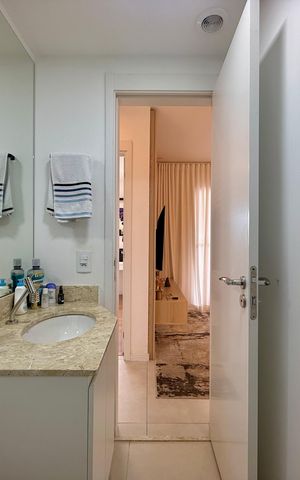 Apartamento à venda com 68m², 2 quartos e 1 vaga Apartamento à venda com 68m², 2 quartos e 1 vagaBanheiro Social