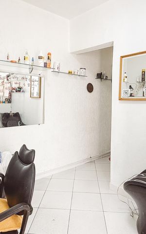 Casa à venda com 400m², 3 quartos e 1 vaga Casa à venda com 400m², 3 quartos e 1 vagaSala 2