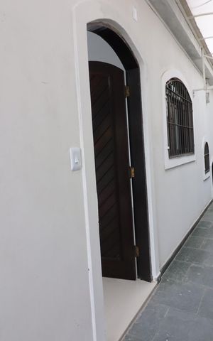Casa à venda com 219m², 4 quartos e 4 vagasÁrea de Serviço