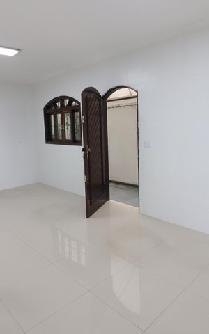 Casa à venda com 219m², 4 quartos e 4 vagasCozinha