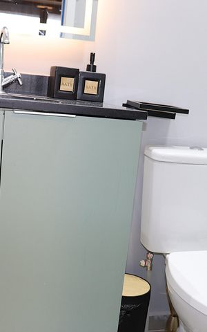 Studio à venda com 27m², 1 quarto e sem vagaBanheiro
