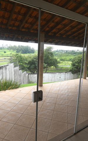 Casa de condomínio à venda com 431m², 4 quartos e 2 vagasSala - Varanda