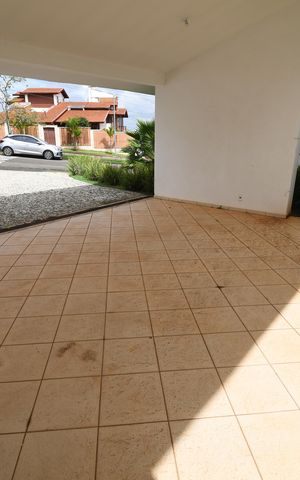 Casa de condomínio à venda com 431m², 4 quartos e 2 vagasGaragem