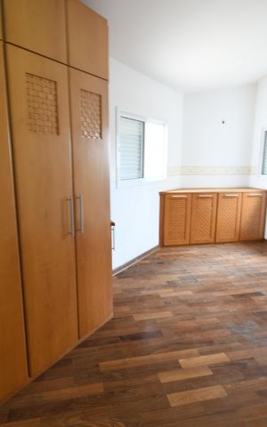 Casa de condomínio à venda com 431m², 4 quartos e 2 vagasQuarto 4 - Suíte