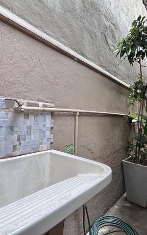 Casa de condomínio à venda com 92m², 2 quartos e 1 vaga Casa de condomínio à venda com 92m², 2 quartos e 1 vagaÁrea externa