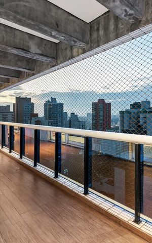 Apartamento à venda com 500m², 4 quartos e 4 vagasVaranda