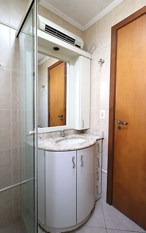 Apartamento à venda com 160m², 3 quartos e 3 vagasBanheiro social