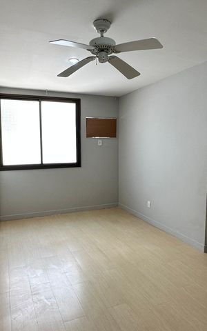 Apartamento à venda com 198m², 3 quartos e 3 vagas Apartamento à venda com 198m², 3 quartos e 3 vagasQuarto 2