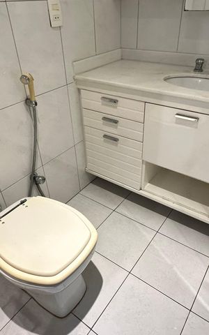 Apartamento à venda com 198m², 3 quartos e 3 vagas Apartamento à venda com 198m², 3 quartos e 3 vagasBanheiro do Quarto 1