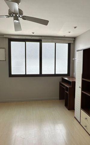 Apartamento à venda com 198m², 3 quartos e 3 vagas Apartamento à venda com 198m², 3 quartos e 3 vagasQuarto 3