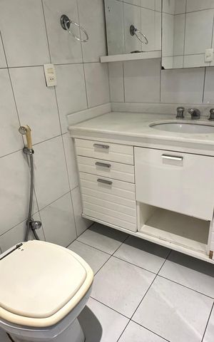 Apartamento à venda com 198m², 3 quartos e 3 vagas Apartamento à venda com 198m², 3 quartos e 3 vagasBanheiro do Quarto 1