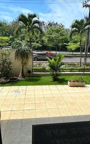 Apartamento à venda com 198m², 3 quartos e 3 vagas Apartamento à venda com 198m², 3 quartos e 3 vagasFachada