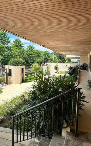 Apartamento à venda com 198m², 3 quartos e 3 vagas Apartamento à venda com 198m², 3 quartos e 3 vagasFachada