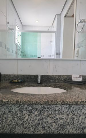 Apartamento para alugar com 103m², 3 quartos e 2 vagas Apartamento para alugar com 103m², 3 quartos e 2 vagasBanheiro Suíte