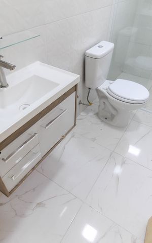 Casa para alugar com 125m², 2 quartos e 2 vagas Casa para alugar com 125m², 2 quartos e 2 vagasBanheiro
