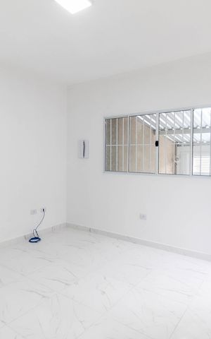 Casa para alugar com 125m², 2 quartos e 2 vagas Casa para alugar com 125m², 2 quartos e 2 vagasSala