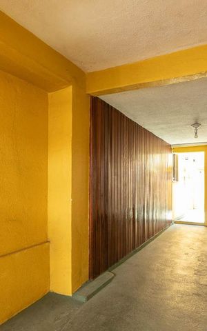 Casa à venda com 250m², 2 quartos e 2 vagasÁrea externa