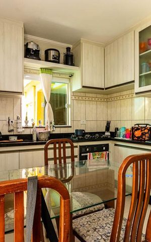 Casa à venda com 250m², 2 quartos e 2 vagasCozinha