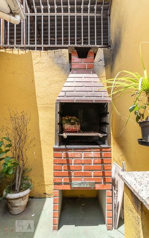 Casa à venda com 250m², 2 quartos e 2 vagasÁrea externa