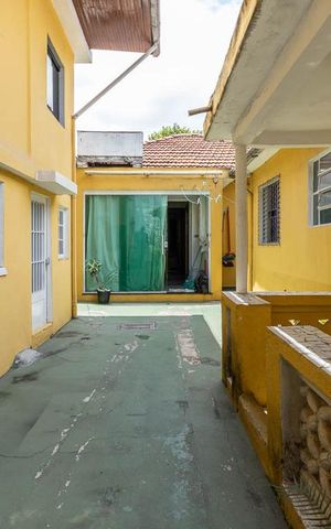 Casa à venda com 250m², 2 quartos e 2 vagasÁrea externa