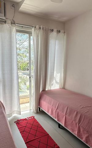 Apartamento à venda com 300m², 3 quartos e 2 vagas Apartamento à venda com 300m², 3 quartos e 2 vagasQuarto 1