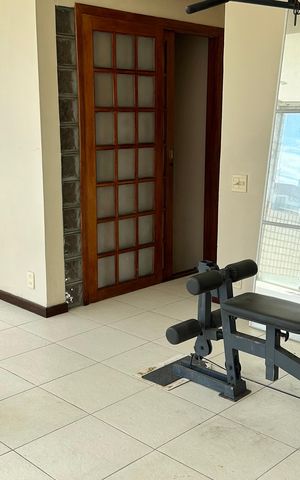 Apartamento à venda com 300m², 3 quartos e 2 vagas Apartamento à venda com 300m², 3 quartos e 2 vagasAcademia
