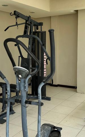 Apartamento à venda com 300m², 3 quartos e 2 vagas Apartamento à venda com 300m², 3 quartos e 2 vagasAcademia