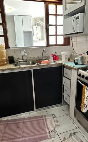 Apartamento à venda com 300m², 3 quartos e 2 vagas Apartamento à venda com 300m², 3 quartos e 2 vagasCozinha