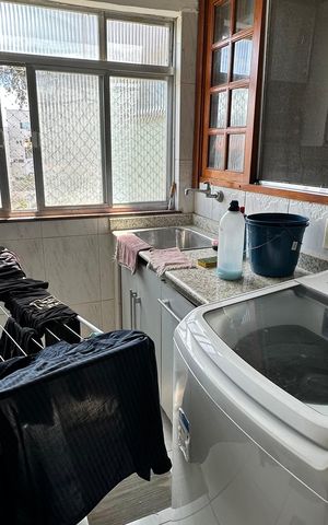 Apartamento à venda com 300m², 3 quartos e 2 vagas Apartamento à venda com 300m², 3 quartos e 2 vagasÁrea de Serviço