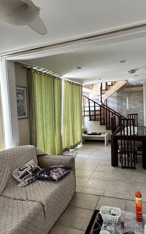 Apartamento à venda com 300m², 3 quartos e 2 vagas Apartamento à venda com 300m², 3 quartos e 2 vagasSala