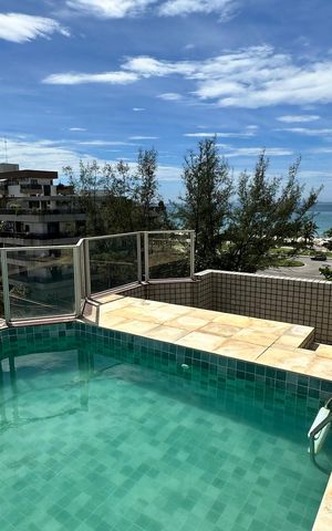 Apartamento à venda com 300m², 3 quartos e 2 vagas Apartamento à venda com 300m², 3 quartos e 2 vagasPiscina