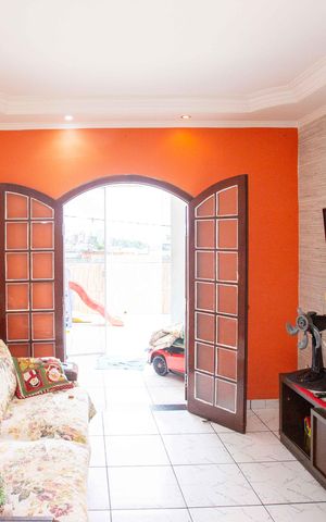 Casa à venda com 160m², 3 quartos e 3 vagasSala