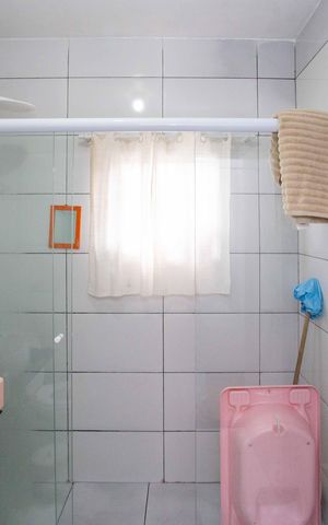 Casa à venda com 160m², 3 quartos e 3 vagasBanheiro