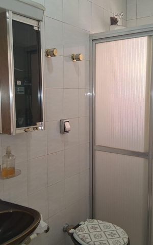 Casa à venda com 135m², 3 quartos e 2 vagasBanheiro