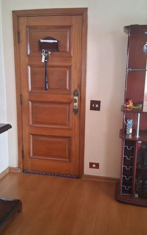 Casa à venda com 135m², 3 quartos e 2 vagasSala