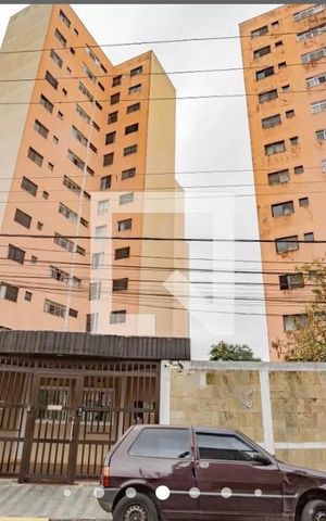 Apartamento à venda com 60m², 3 quartos e 1 vaga Apartamento à venda com 60m², 3 quartos e 1 vagaFachada