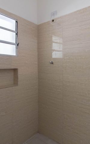Apartamento para alugar com 46m², 1 quarto e sem vaga Apartamento para alugar com 46m², 1 quarto e sem vagaBanheiro