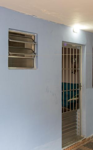 Casa à venda com 117m², 3 quartos e sem vaga Casa à venda com 117m², 3 quartos e sem vagaFachada interna